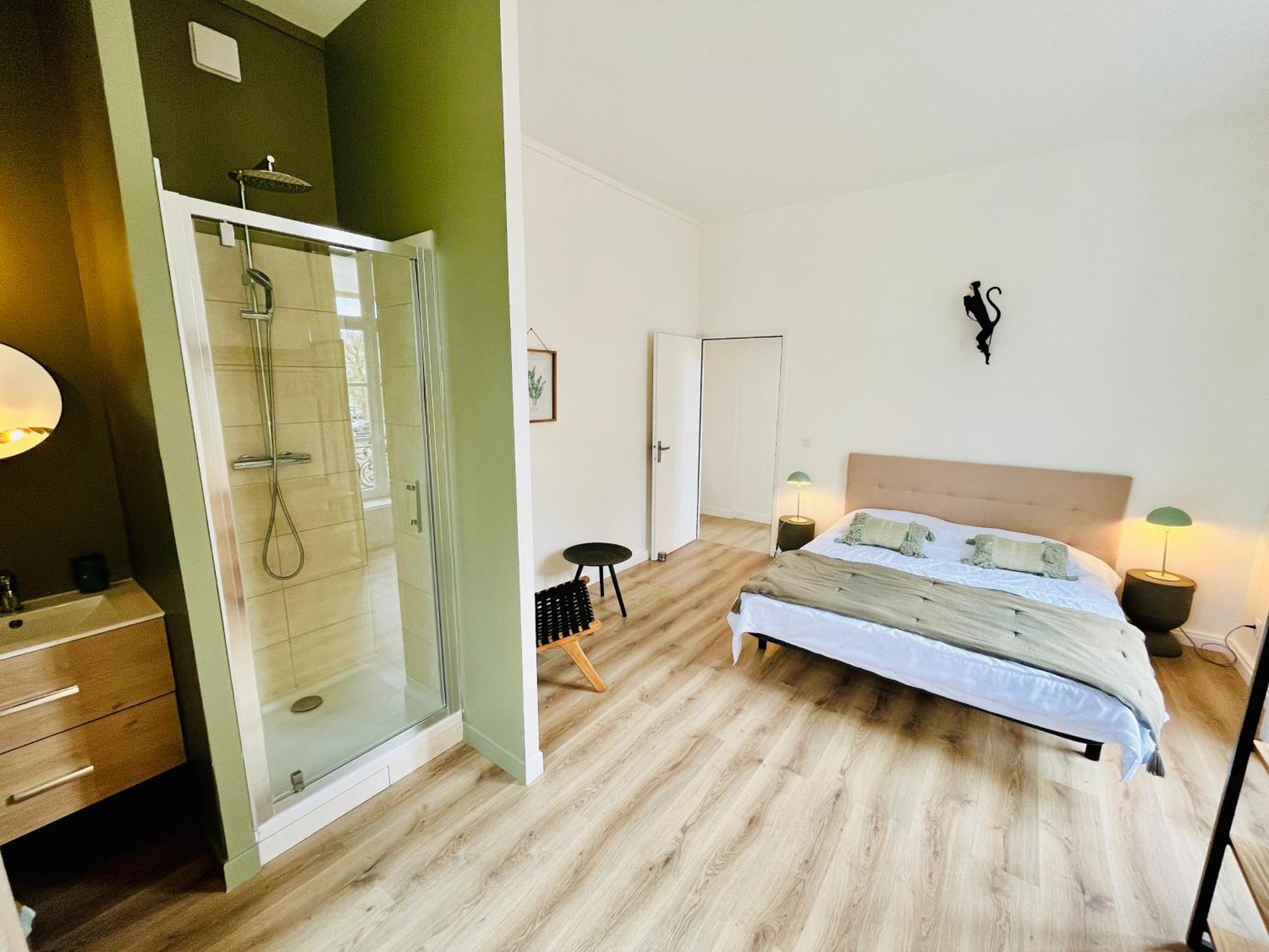 Apartment Hypercentre, Quai De Loire, Lumineux, Spacieux, Familial, Le Jehan De Saveuse *